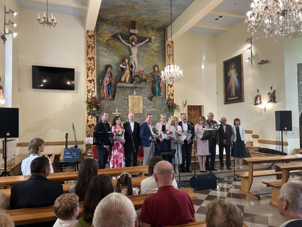 Muzyczne świętowanie jubileuszu 20-lecia parafii w Jaśkowicach